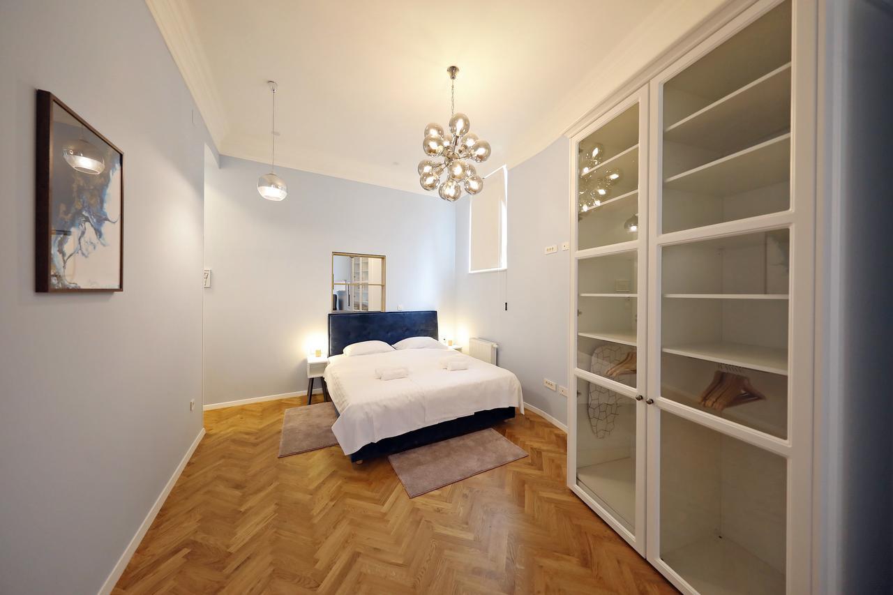 Central Apartments ザグレブ エクステリア 写真